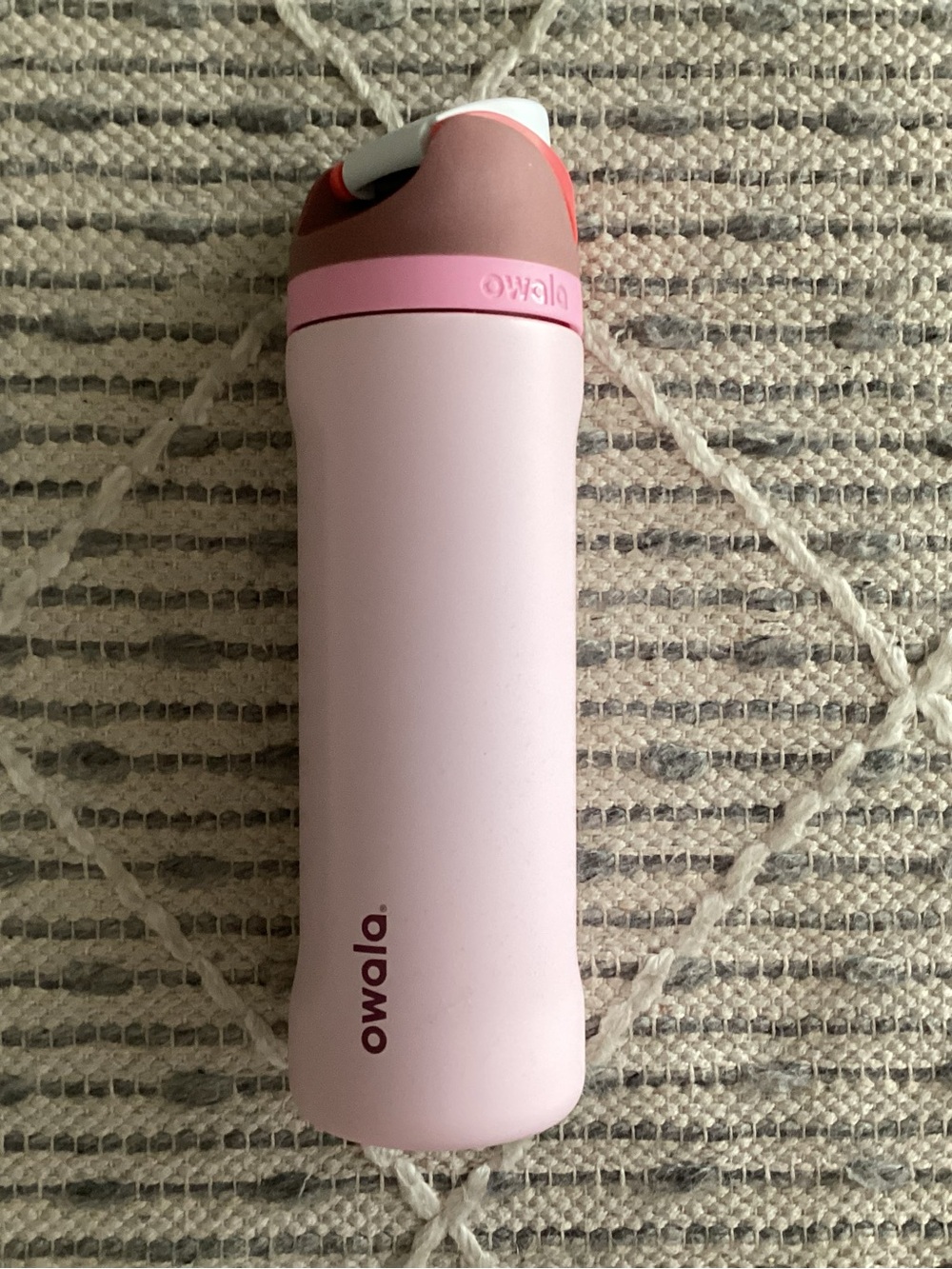 Owala 40 oz Insulated Water Bottle - Cake Pop